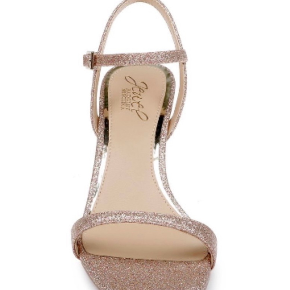 Badgley Mischka Metallic Satin Ankle Strap Heel.  NWOB